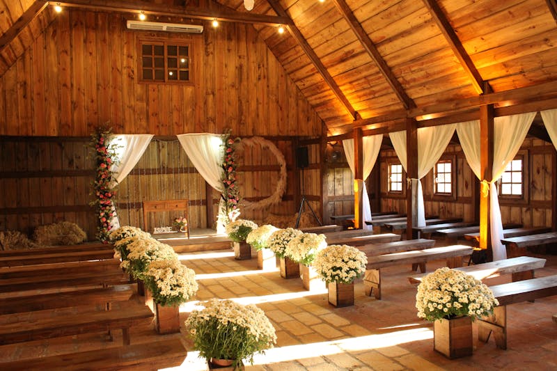 The Rustic Charm of Barn Weddings